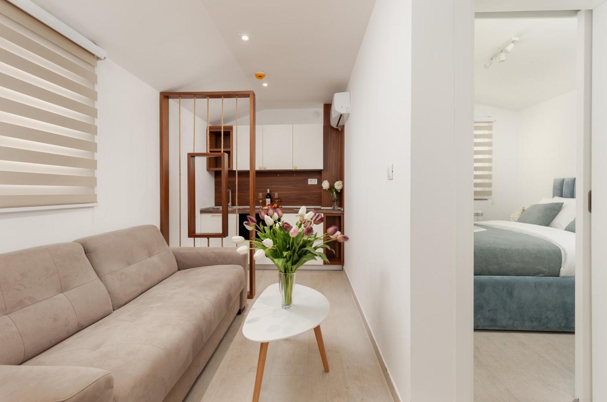 Ocea Studio Apartments Котор Экстерьер фото
