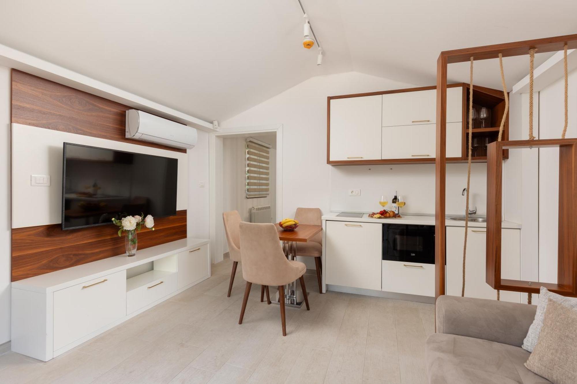 Ocea Studio Apartments Котор Экстерьер фото